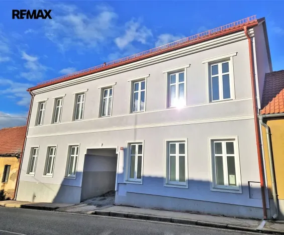Pronájem bytu 2+1, Lochovice, 64 m2