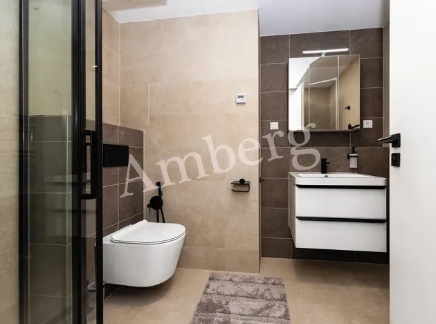 Pronájem bytu 1+kk, Praha - Karlín, Křižíkova, 32 m2