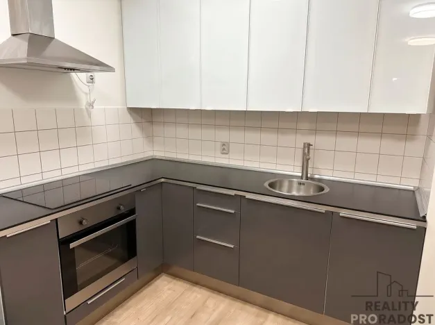 Pronájem bytu 1+kk, Brandýs nad Labem-Stará Boleslav, Ivana Olbrachta, 36 m2