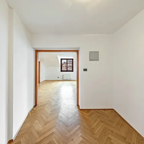 Prodej bytu 2+kk, Praha - Vršovice, Černomořská, 63 m2