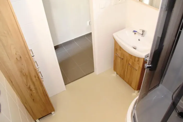 Pronájem bytu 2+1, Praha - Vršovice, 28. pluku, 64 m2