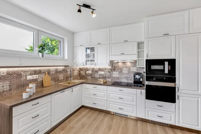 Prodej bytu 3+kk, Praha - Uhříněves, Firkušného, 78 m2