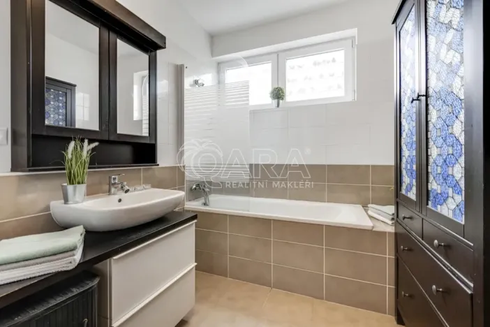 Prodej bytu 3+kk, Praha - Uhříněves, Firkušného, 78 m2