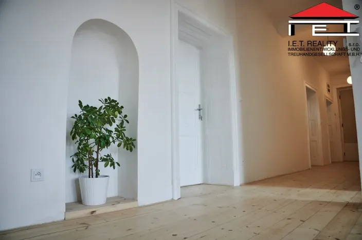 Pronájem bytu 1+kk, Ostrava, Nádražní, 25 m2