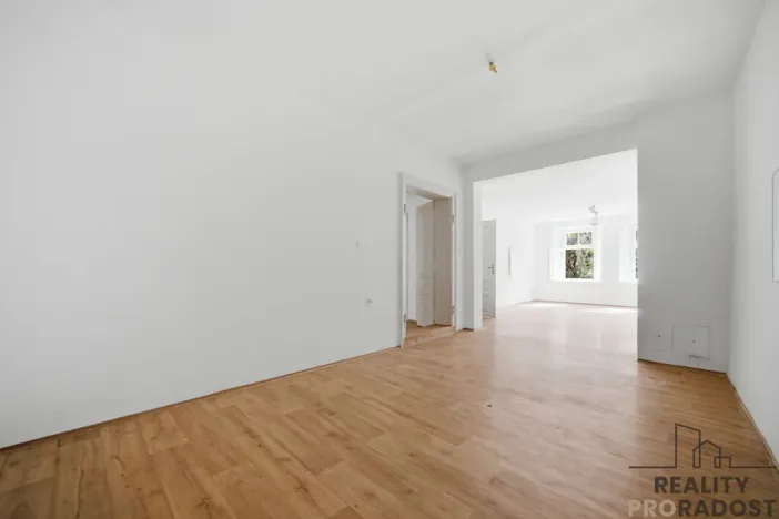 Pronájem kanceláře, Trutnov, Jihoslovanská, 157 m2