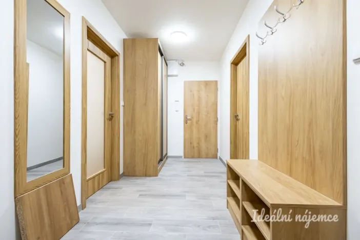 Pronájem bytu 3+kk, Praha - Nusle, Pujmanové, 69 m2