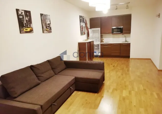 Pronájem bytu 2+kk, Praha, Jeseniova, 58 m2