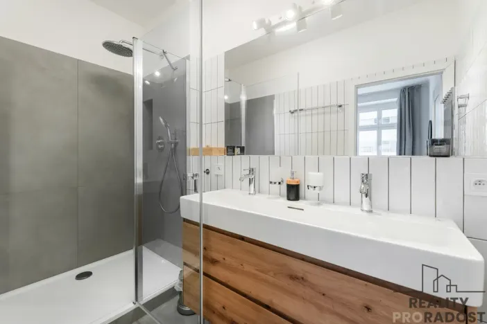 Prodej bytu 2+kk, Praha, Jičínská, 40 m2