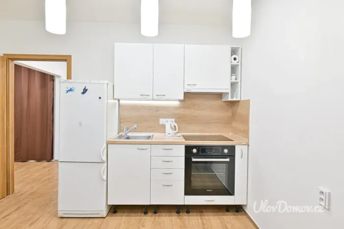 Pronájem bytu 2+kk, Brno - Líšeň, Zikova, 45 m2