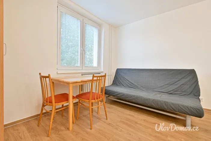 Pronájem bytu 2+kk, Brno - Líšeň, Zikova, 45 m2