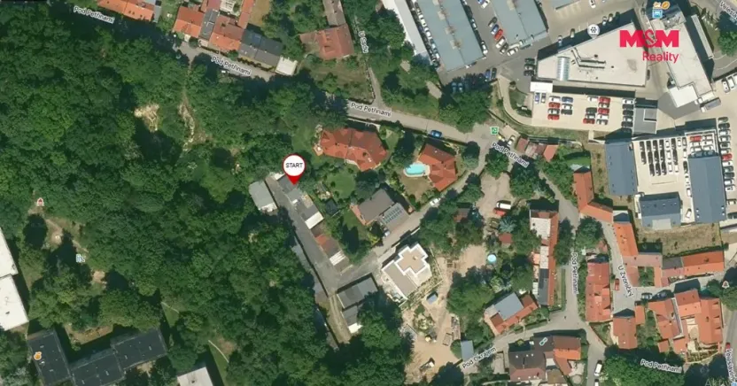 Prodej garáže, Praha, Pod Petřinami, 18 m2
