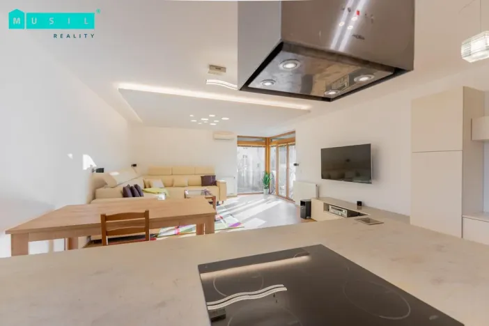 Pronájem bytu 4+kk, Olomouc - Nové Sady, Českobratrská, 151 m2
