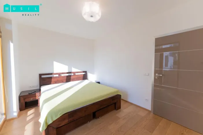 Pronájem bytu 4+kk, Olomouc - Nové Sady, Českobratrská, 151 m2