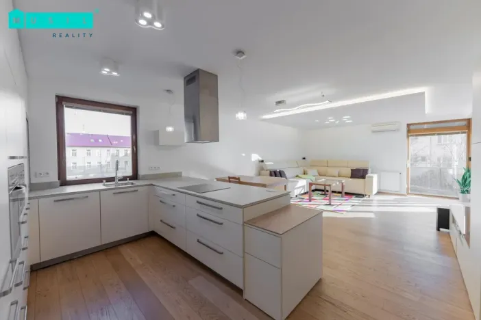 Pronájem bytu 4+kk, Olomouc - Nové Sady, Českobratrská, 151 m2