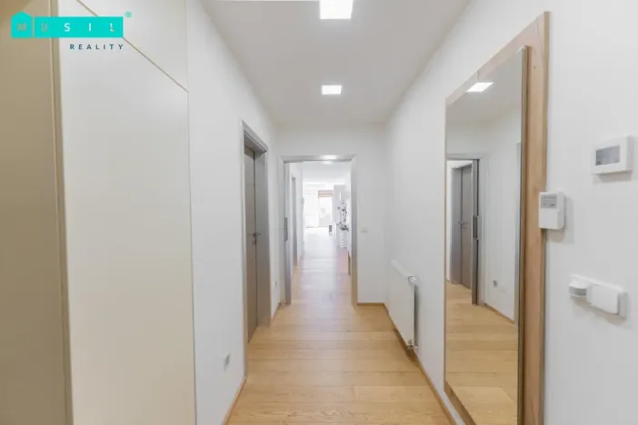 Pronájem bytu 4+kk, Olomouc - Nové Sady, Českobratrská, 151 m2