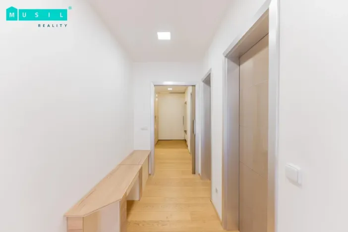 Pronájem bytu 4+kk, Olomouc - Nové Sady, Českobratrská, 151 m2