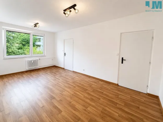 Pronájem bytu 3+1, Třebíč, Obránců míru, 75 m2