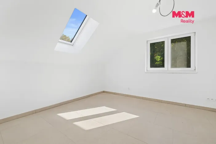 Prodej rodinného domu, Polní Voděrady, 200 m2