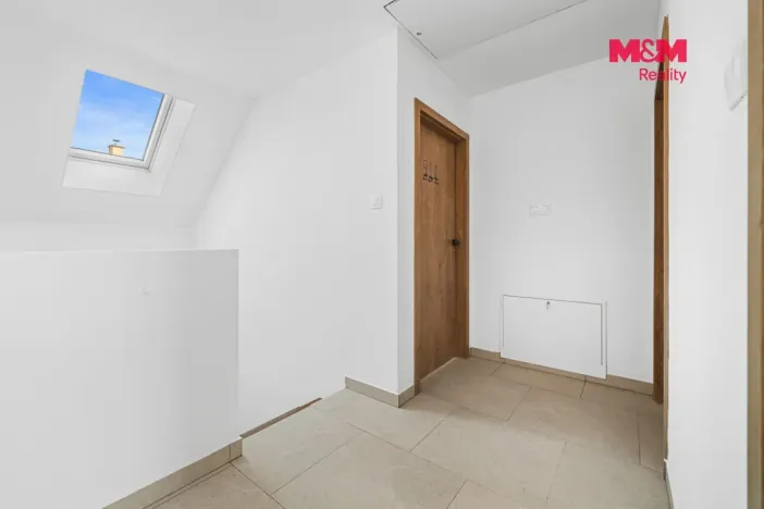 Prodej rodinného domu, Polní Voděrady, 200 m2