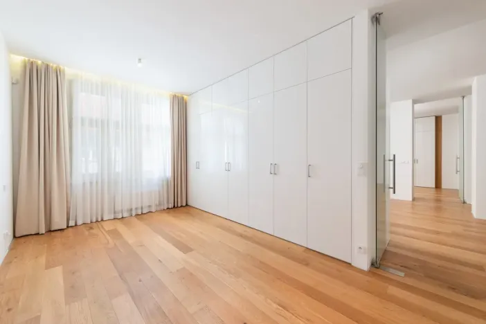 Pronájem bytu 5+kk, Praha - Vinohrady, Laubova, 184 m2