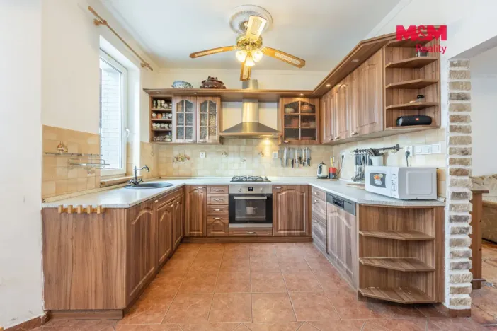 Prodej rodinného domu, Drahelčice, Malá Strana, 180 m2
