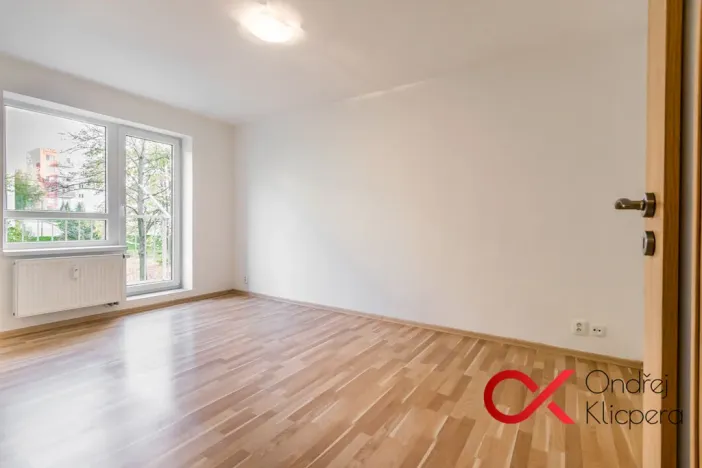 Pronájem bytu 2+1, Milovice - Mladá, Spojovací, 43 m2