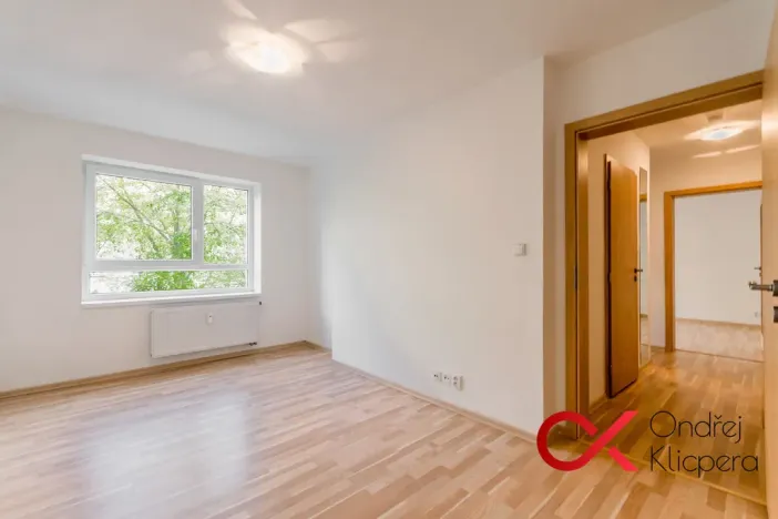 Pronájem bytu 2+1, Milovice - Mladá, Spojovací, 43 m2