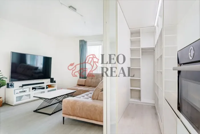Prodej bytu 2+kk, Praha - Uhříněves, U uhříněveské obory, 44 m2