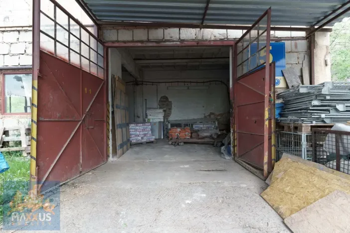 Pronájem komerčního pozemku, Praha - Hloubětín, Kbelská, 3070 m2