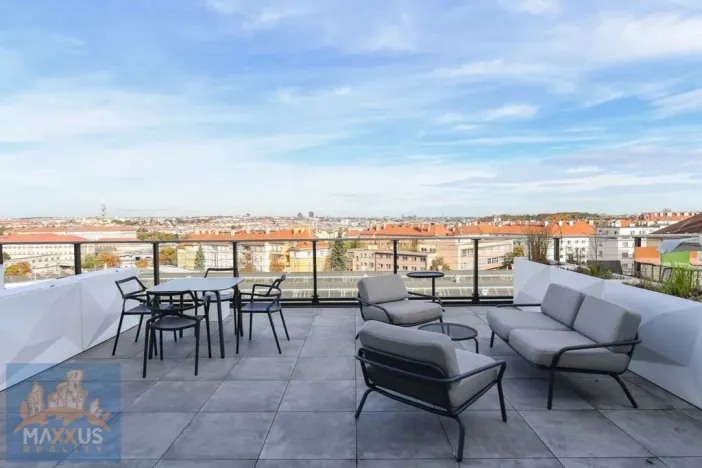 Pronájem kanceláře, Praha - Nusle, 5. května, 436 m2
