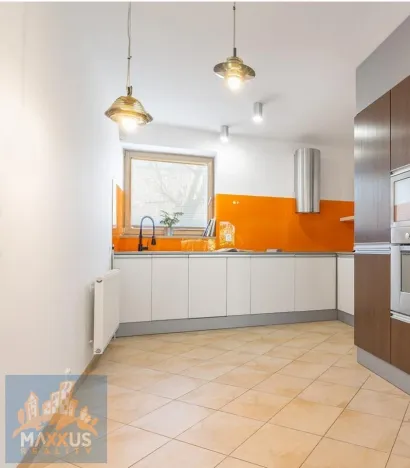 Prodej bytu 4+kk, Husinec, Červená Skála, 119 m2