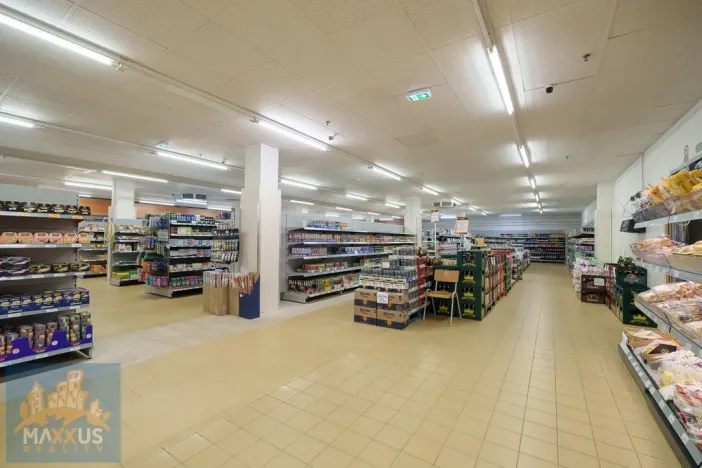 Prodej obchodního prostoru, Žatec, Husova, 2862 m2