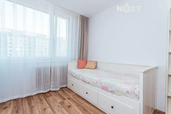 Prodej bytu 3+1, Praha - Kobylisy, Bojasova, 69 m2