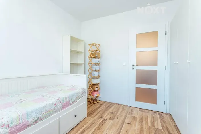 Prodej bytu 3+1, Praha - Kobylisy, Bojasova, 69 m2
