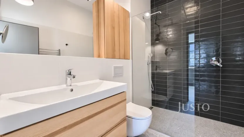 Pronájem kanceláře, Písek - Budějovické Předměstí, Za Nádražím, 85 m2