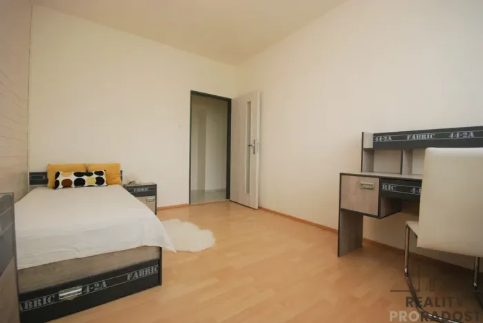 Pronájem bytu 3+1, Drnholec, Hrušovanská, 80 m2