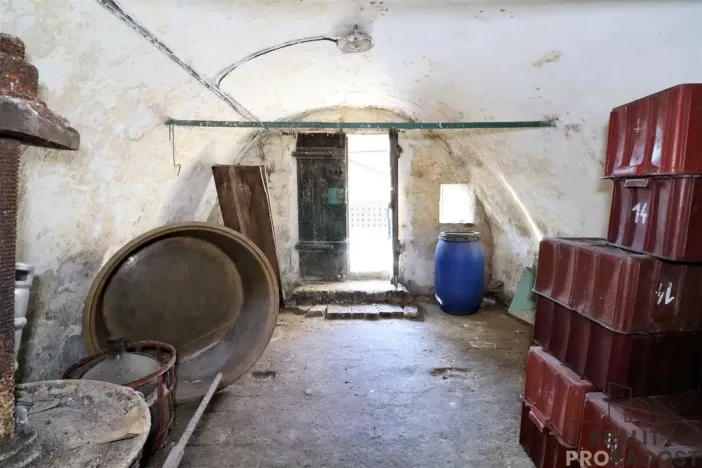 Pronájem vinného sklepa, Hlohovec, Šulaperk, 37 m2