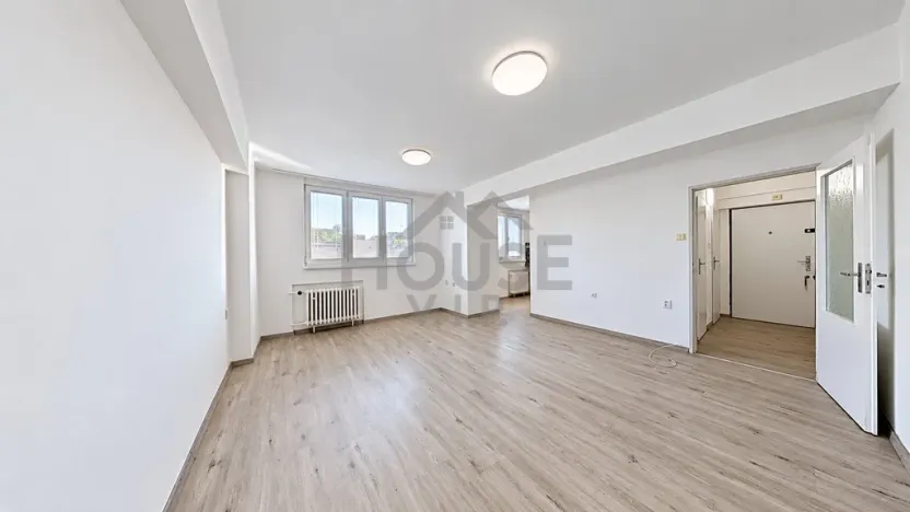 Prodej bytu 2+1, Praha - Modřany, U zastávky, 54 m2