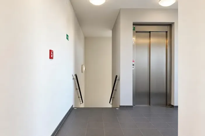Pronájem bytu 1+kk, Brno, třída Generála Píky, 36 m2