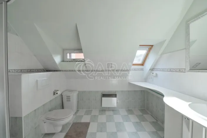 Prodej rodinného domu, Davle, K pivovaru, 276 m2