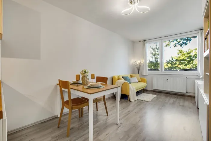 Prodej bytu 2+kk, Unhošť, Na Čeperce, 45 m2