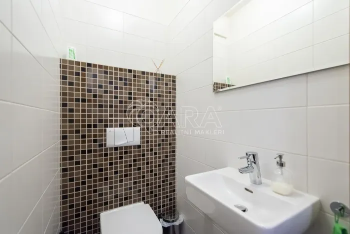 Pronájem bytu 3+kk, Praha - Zbraslav, Faltysova, 80 m2