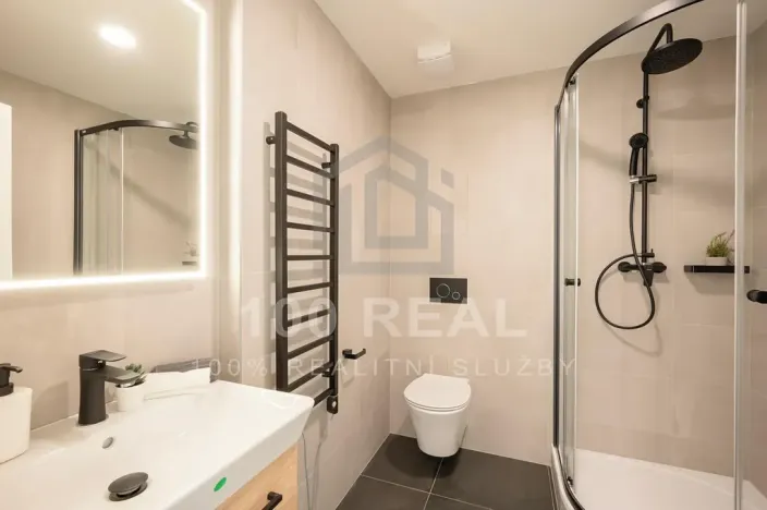 Pronájem bytu 2+kk, 54 m², třída Míru, Pardubice, Zelené Předměstí