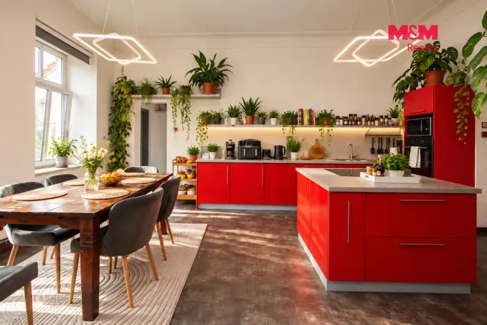 Prodej rodinného domu, Nová Bystřice, Mírové nám., 320 m2