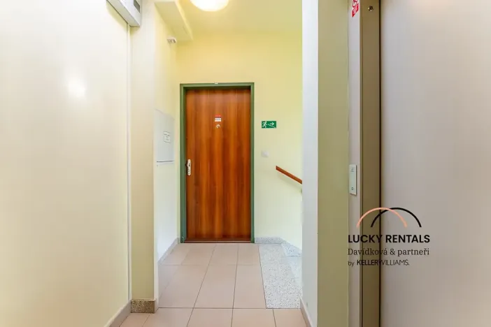 Pronájem bytu 3+kk, Praha - Střížkov, Jitravská, 97 m2