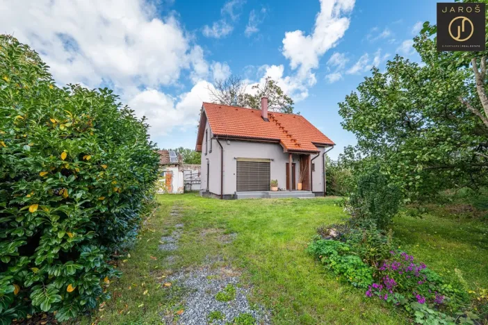 Prodej rodinného domu, Pečky, Pečecká, 102 m2