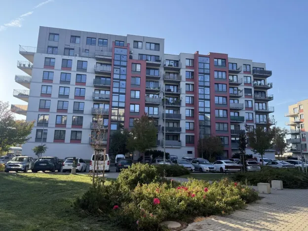 Pronájem bytu 2+kk, 64 m², Pod Vinicí, Zelené Předměstí