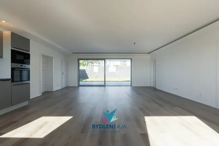 Prodej rodinného domu, Dubí, V Aleji, 206 m2