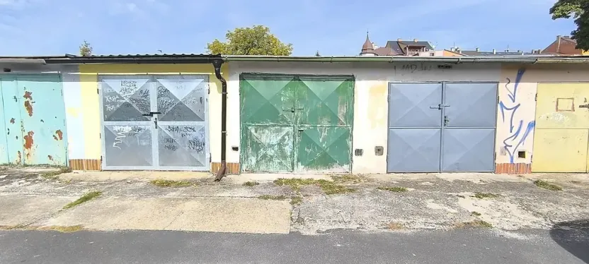 Pronájem garáže, 19 m², U Jezírka, Františkovy Lázně