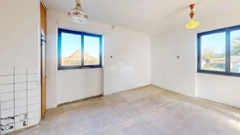 Prodej bytu 2+1, Měcholupy - Želeč, 64 m2